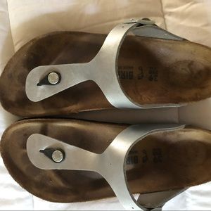 Birkenstock Gizeh Oiled Leather Sandals